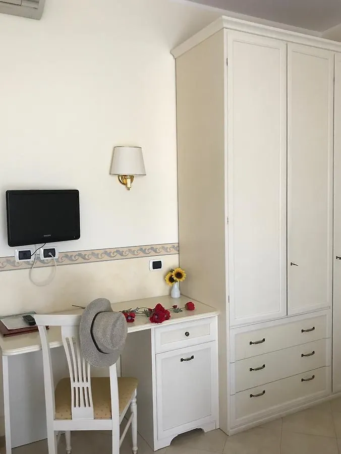 Hotel Baia Bianca Diano Marina Italy